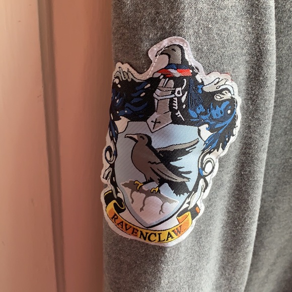 universal studios ravenclaw sweatshirt